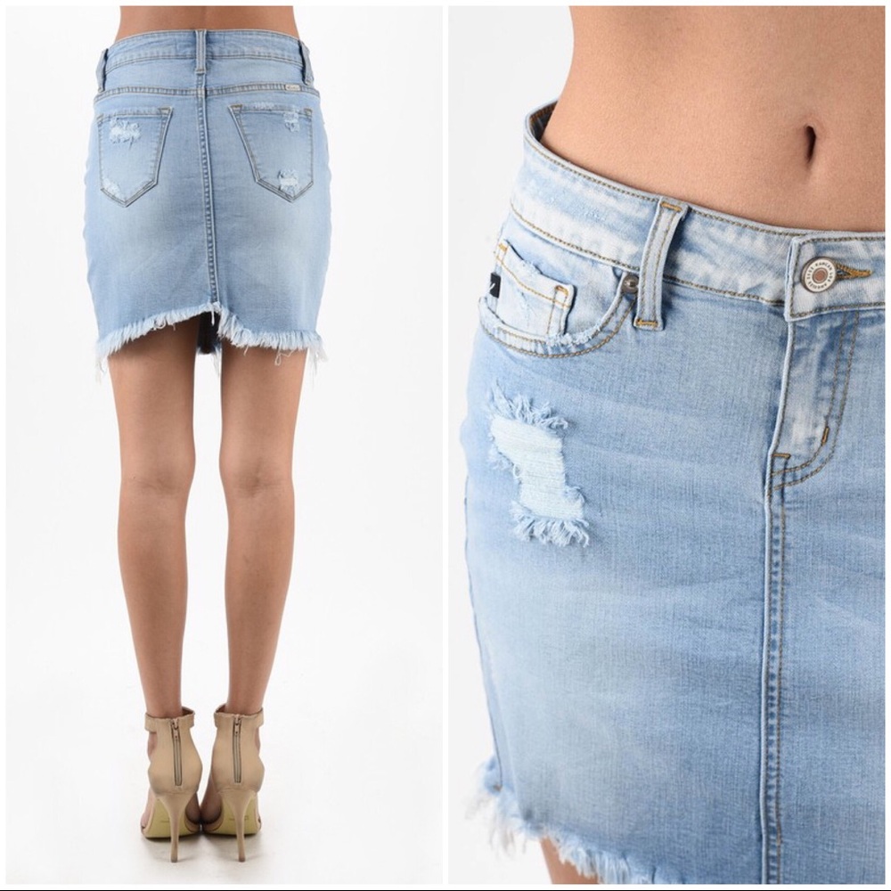 LAST‼️Distressed Jean Skirt - Picture 8 of 8